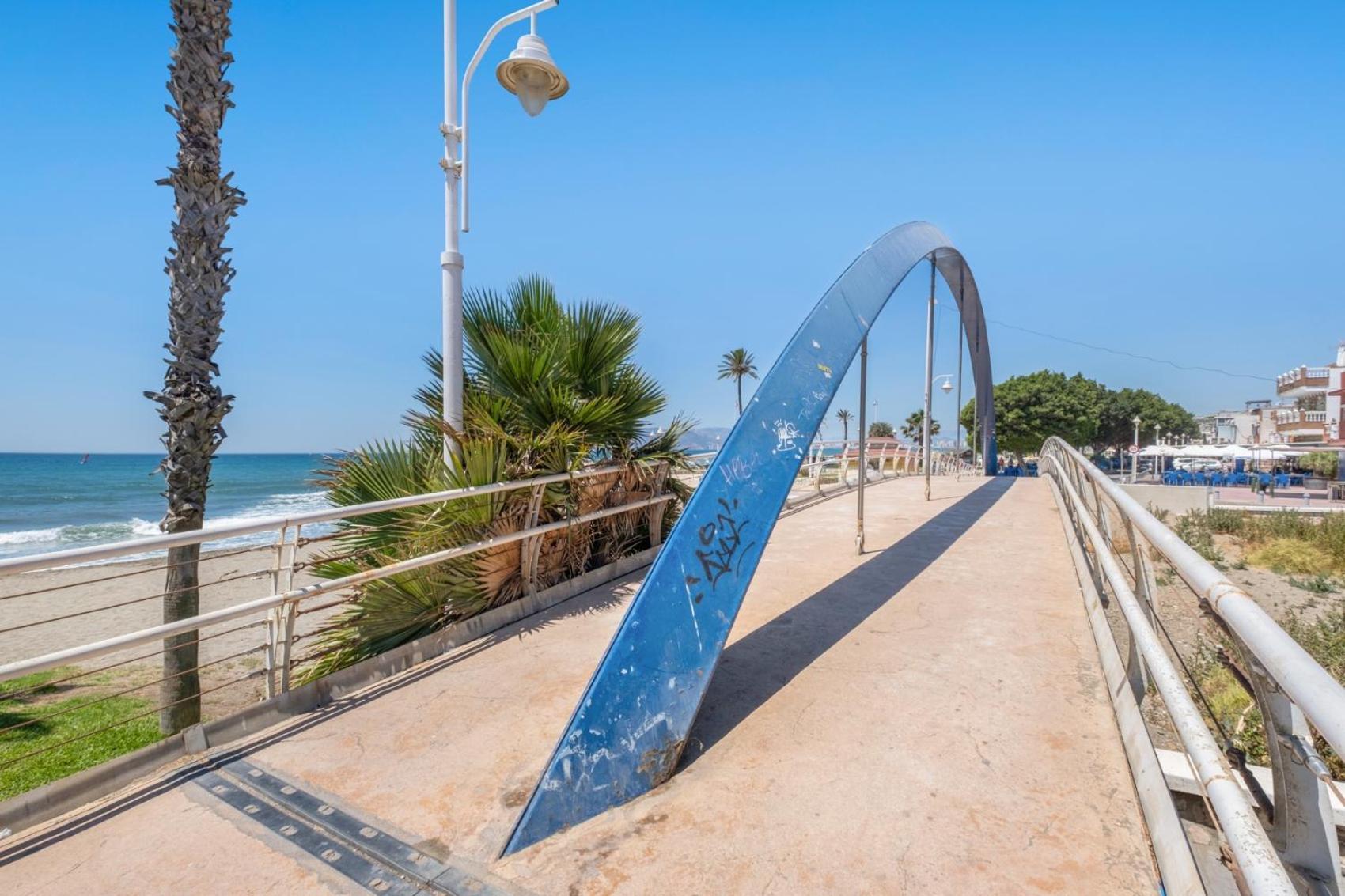Apartamento En La Playa Con Terraza Málaga Kültér fotó